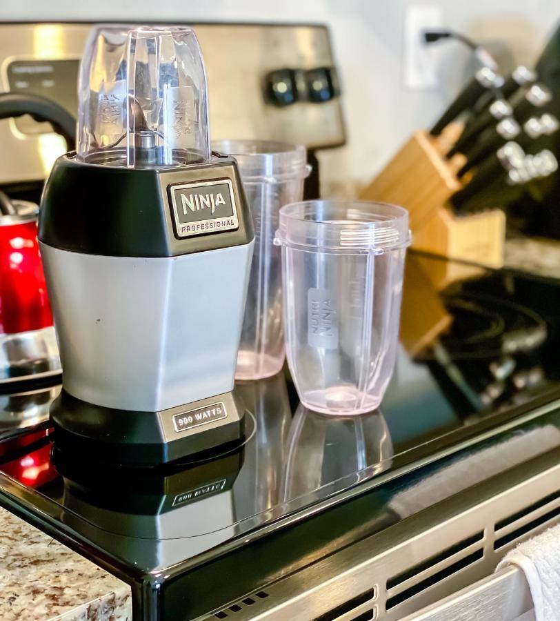 루이빌 Full Kitchen,King,W/D,Netflix,2 Smart Tvs,Parking 아파트 외부 사진