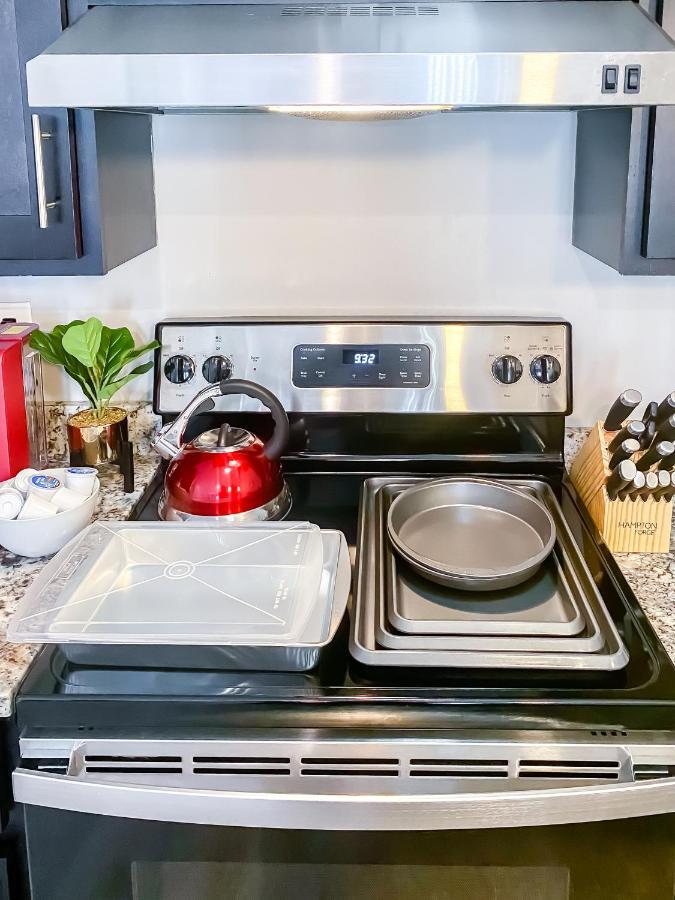 루이빌 Full Kitchen,King,W/D,Netflix,2 Smart Tvs,Parking 아파트 외부 사진